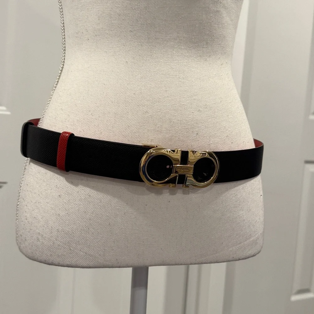 Salvatore Ferragamo Gancini Reversible Red Black Leather Belt Gold Buckle